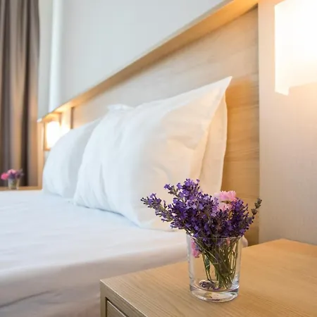 Coop - Hotel 2*