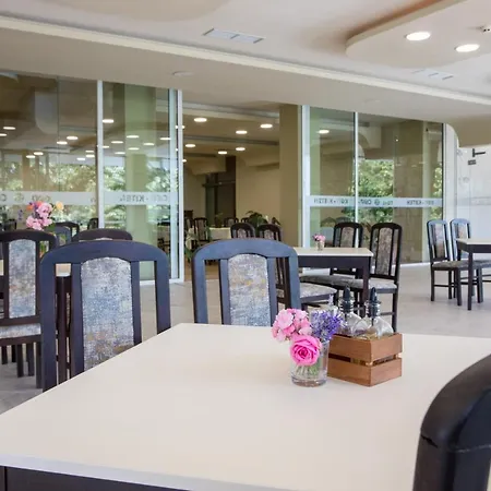 Coop - Ξενοδοχείο 2*