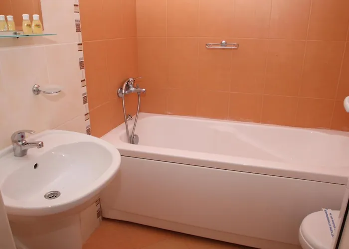 Coop - Ξενοδοχείο 2*