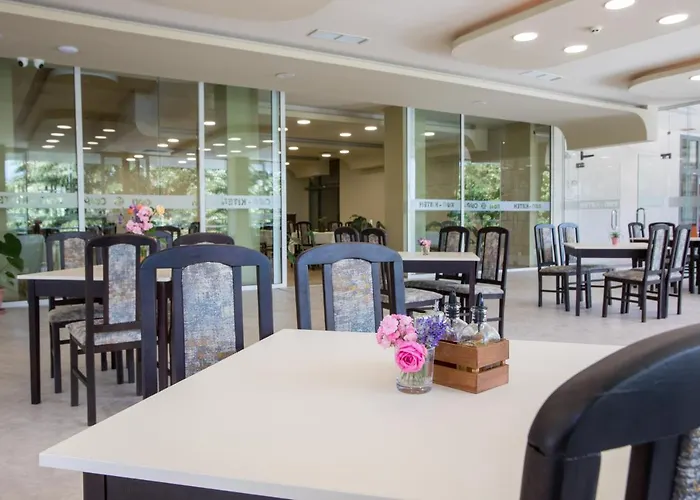 Coop - Ξενοδοχείο 2*